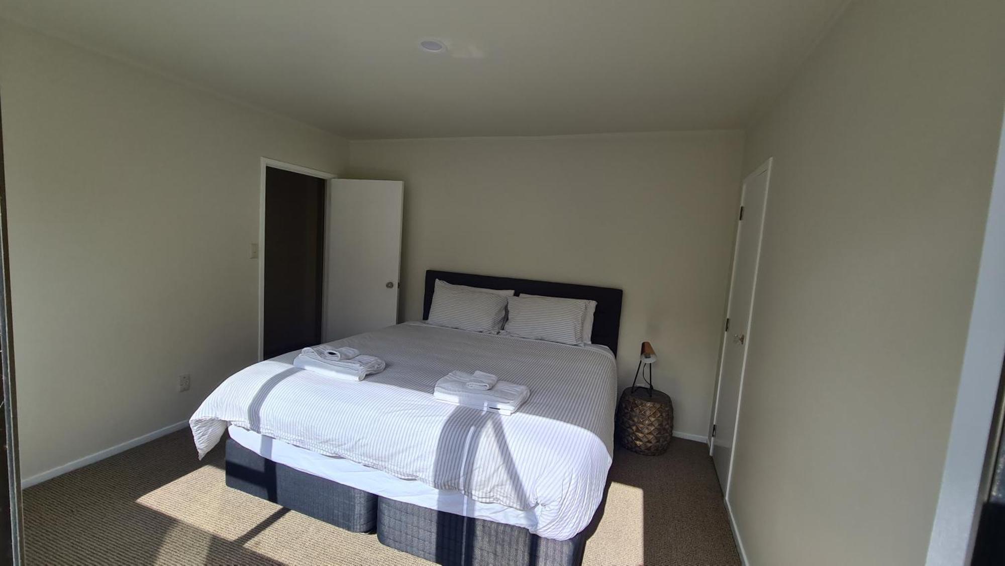 2 Bedroom Home, City And Sea Views Auckland Exteriör bild